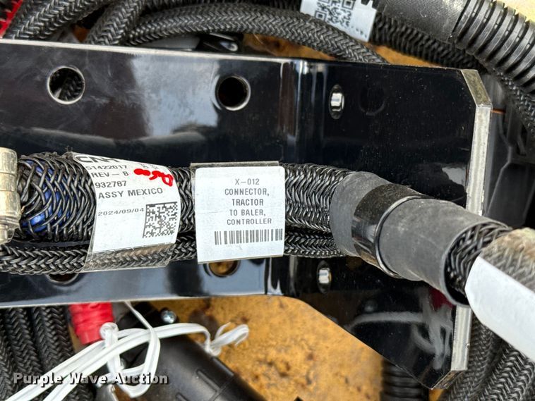 image for item EU5233 2022 New Holland 460RB round baler