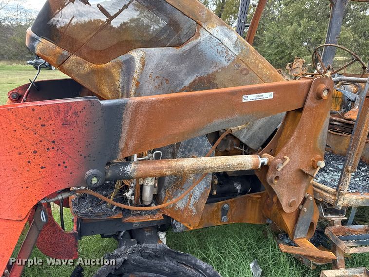 image for item EU5234 Kubota M6040DTC tractor