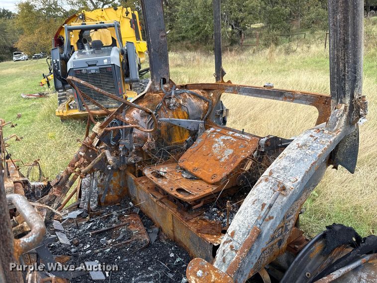 image for item EU5234 Kubota M6040DTC tractor