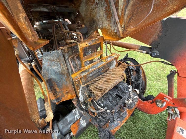 image for item EU5234 Kubota M6040DTC tractor