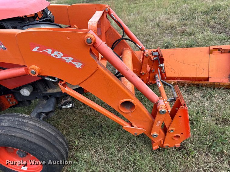image for item EU5235 Kubota MX5100F tractor