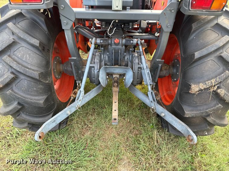 image for item EU5235 Kubota MX5100F tractor