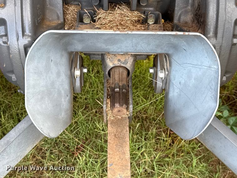 image for item EU5235 Kubota MX5100F tractor