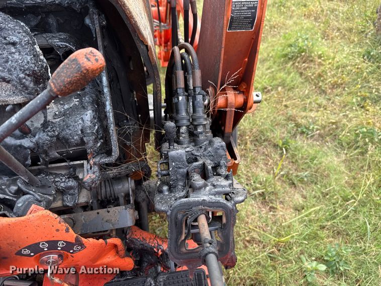image for item EU5235 Kubota MX5100F tractor