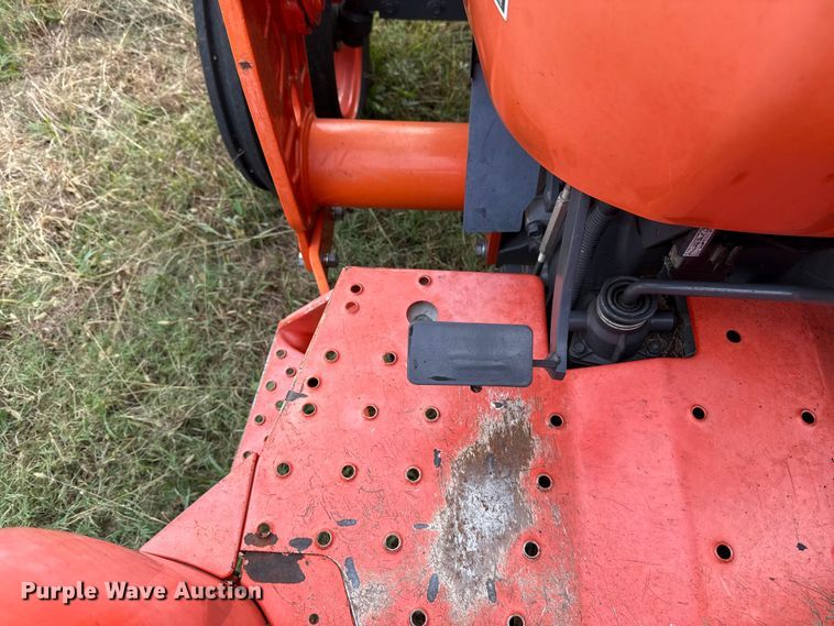 image for item EU5235 Kubota MX5100F tractor