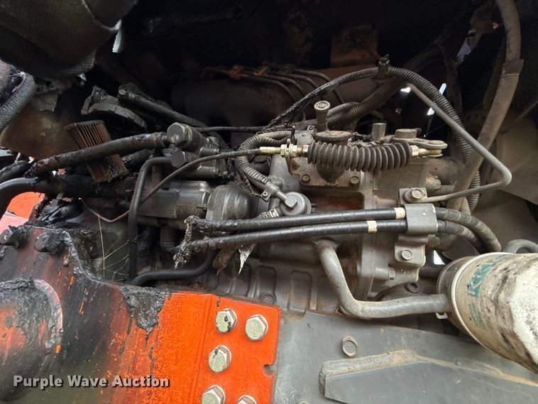 image for item EU5235 Kubota MX5100F tractor