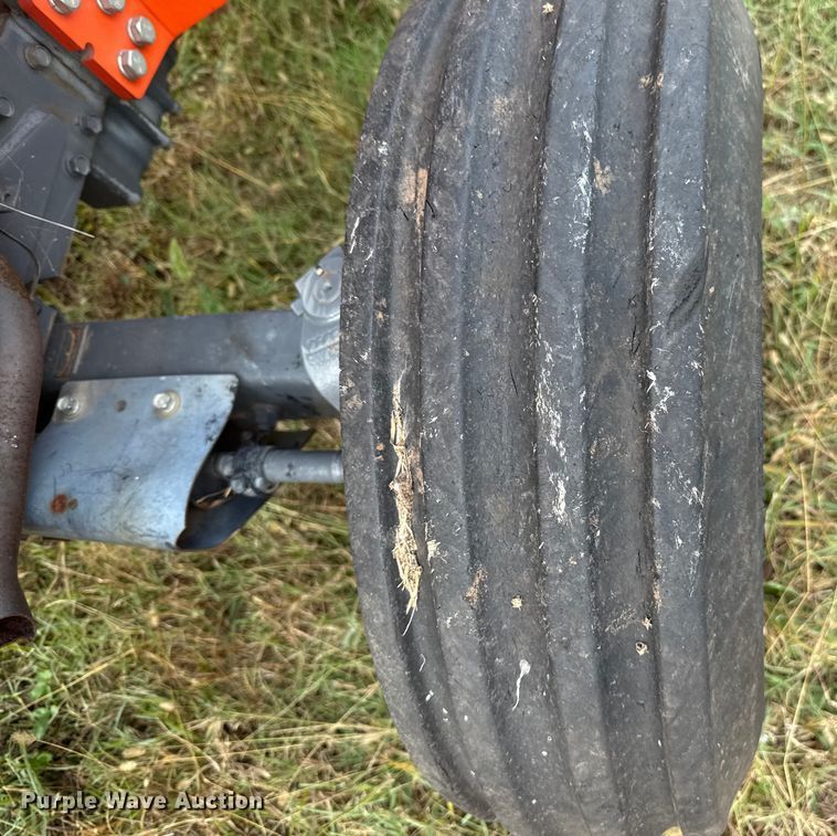 image for item EU5235 Kubota MX5100F tractor