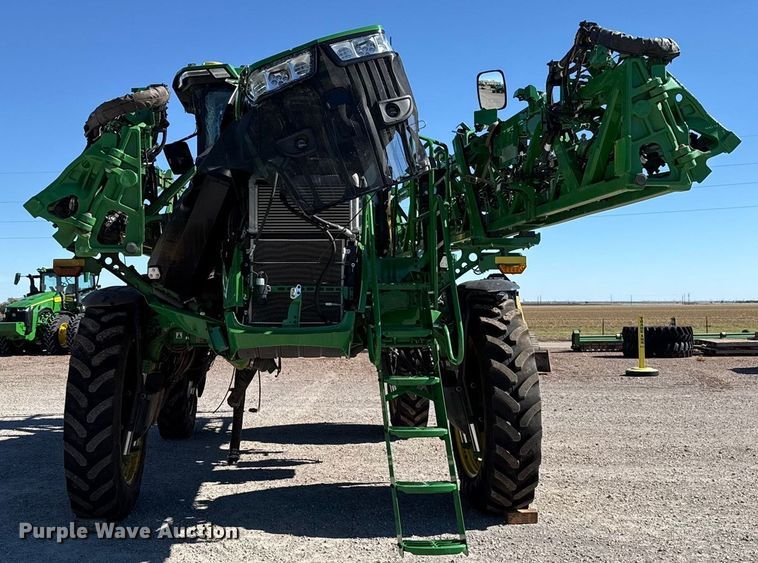 image for item EU5238 2025 John Deere 412R sprayer