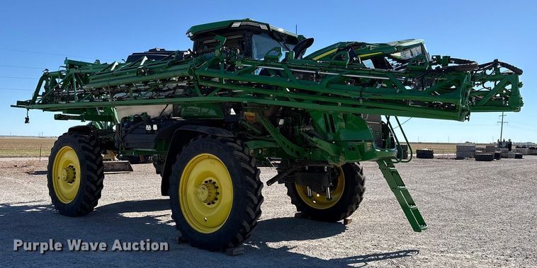 image for item EU5238 2025 John Deere 412R sprayer