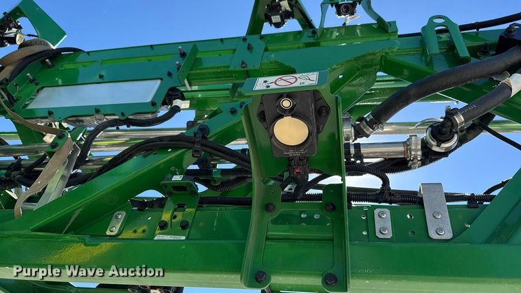 image for item EU5238 2025 John Deere 412R sprayer