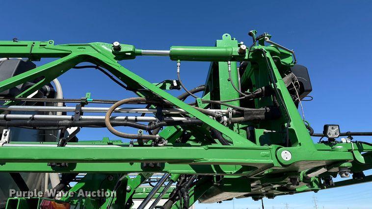 image for item EU5238 2025 John Deere 412R sprayer