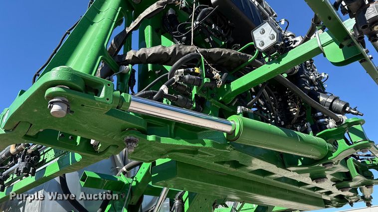 image for item EU5238 2025 John Deere 412R sprayer