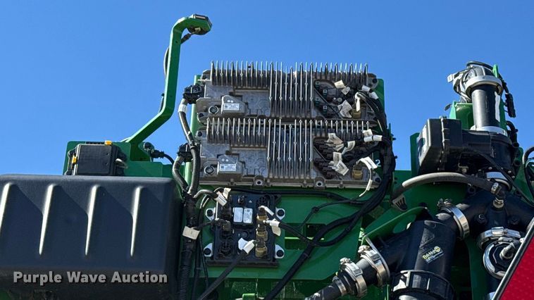 image for item EU5238 2025 John Deere 412R sprayer