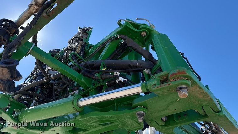 image for item EU5238 2025 John Deere 412R sprayer