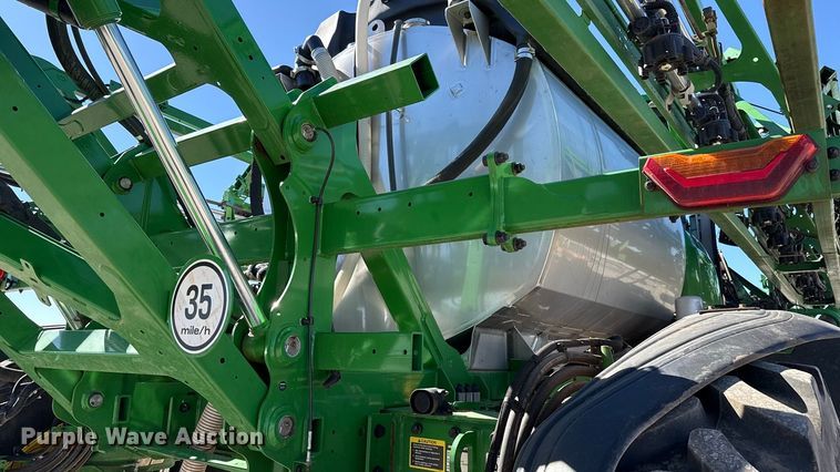 image for item EU5238 2025 John Deere 412R sprayer