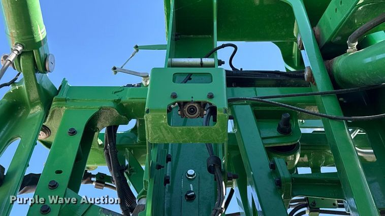 image for item EU5238 2025 John Deere 412R sprayer