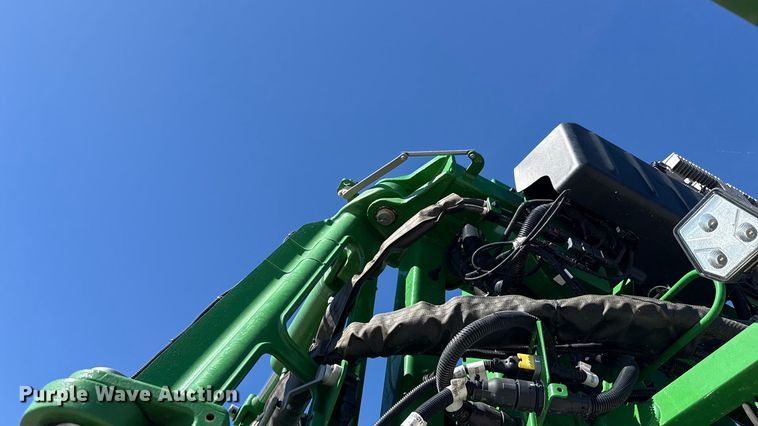 image for item EU5238 2025 John Deere 412R sprayer