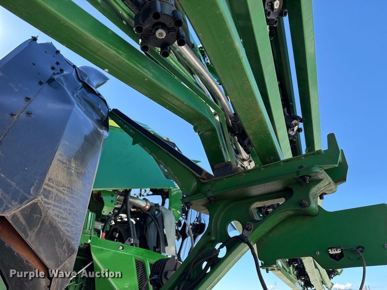 image for item EU5238 2025 John Deere 412R sprayer