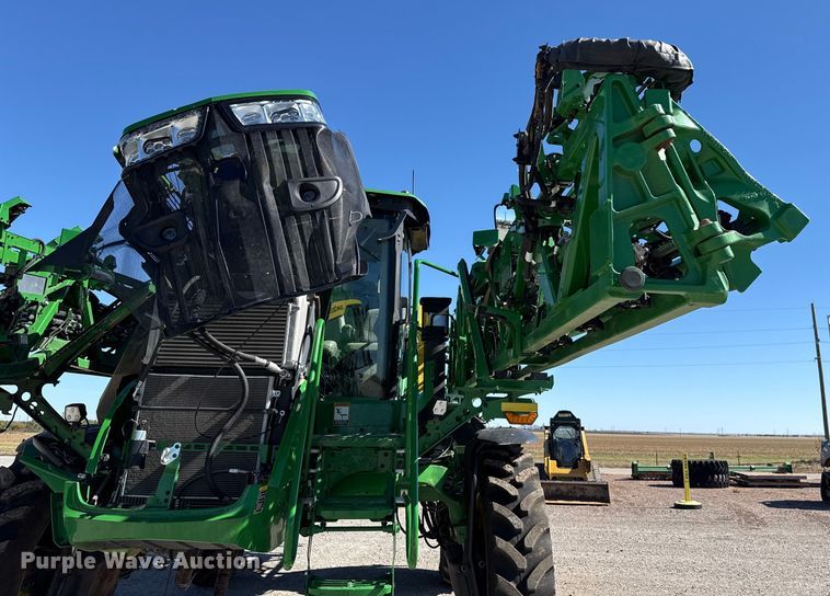 image for item EU5238 2025 John Deere 412R sprayer