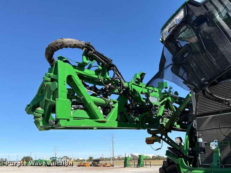 image for item EU5238 2025 John Deere 412R sprayer