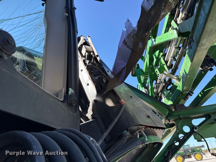 image for item EU5238 2025 John Deere 412R sprayer