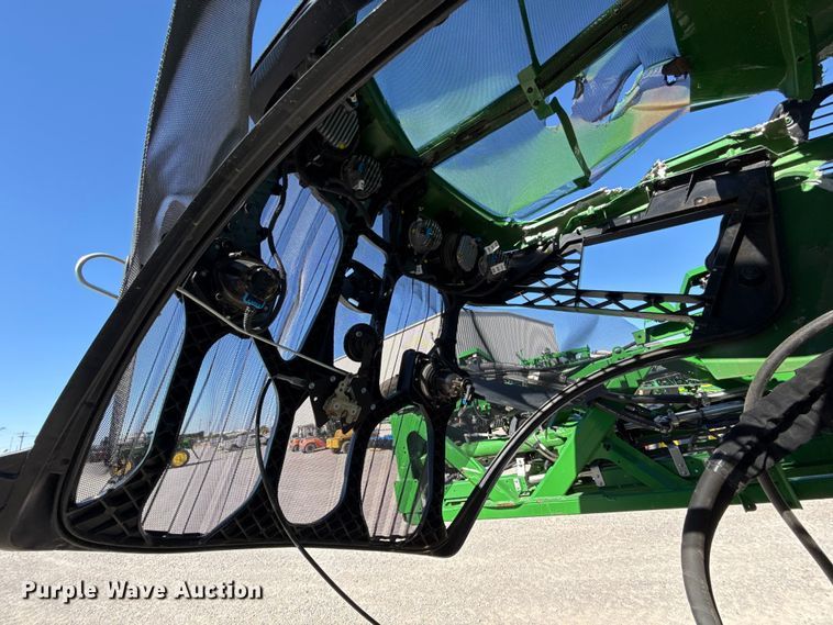 image for item EU5238 2025 John Deere 412R sprayer