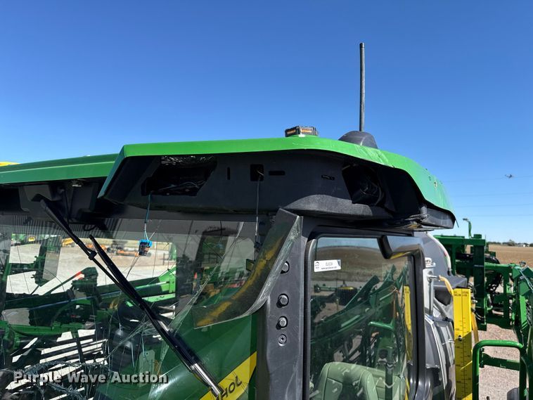 image for item EU5238 2025 John Deere 412R sprayer