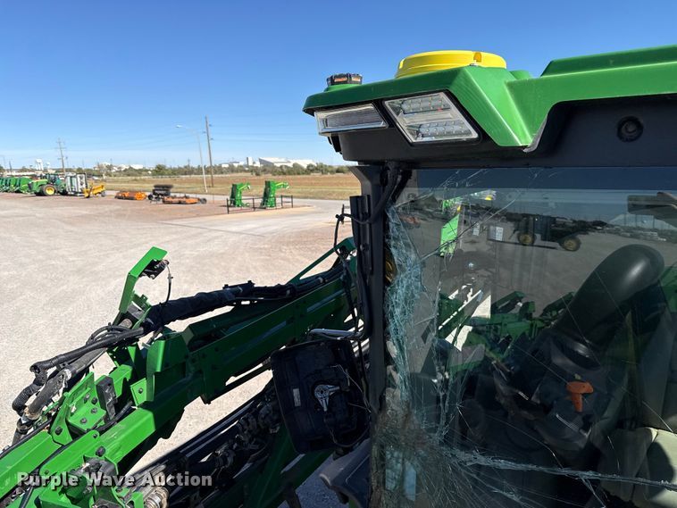 image for item EU5238 2025 John Deere 412R sprayer