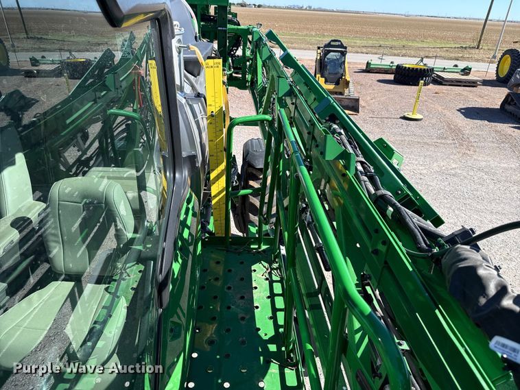 image for item EU5238 2025 John Deere 412R sprayer