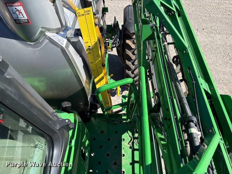image for item EU5238 2025 John Deere 412R sprayer