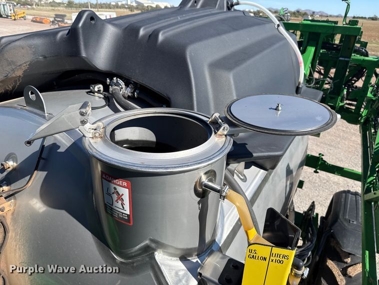 image for item EU5238 2025 John Deere 412R sprayer