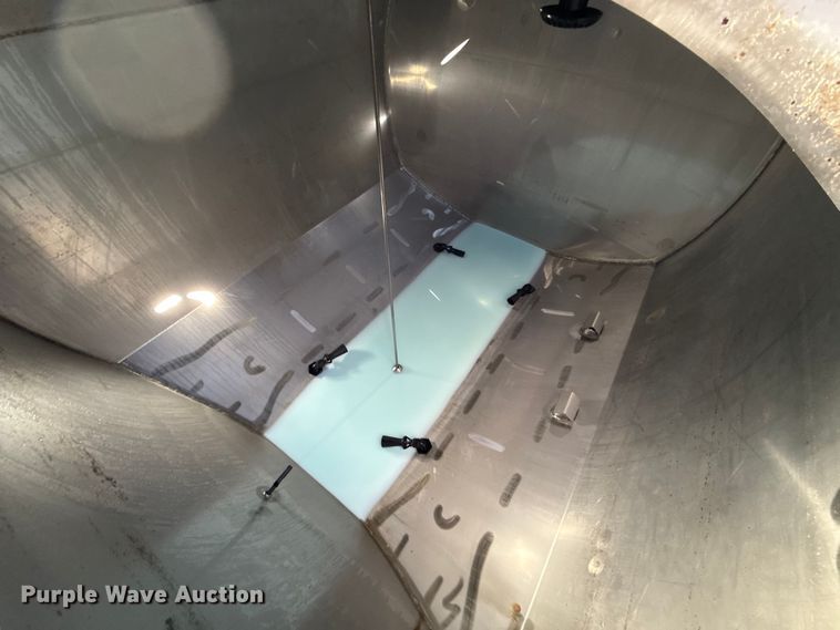 image for item EU5238 2025 John Deere 412R sprayer