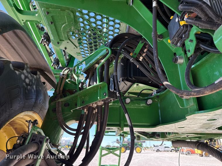 image for item EU5238 2025 John Deere 412R sprayer