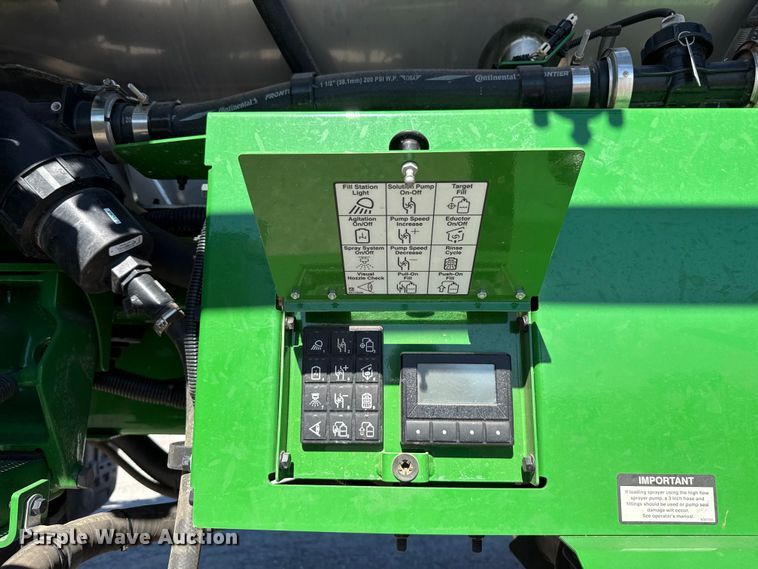 image for item EU5238 2025 John Deere 412R sprayer