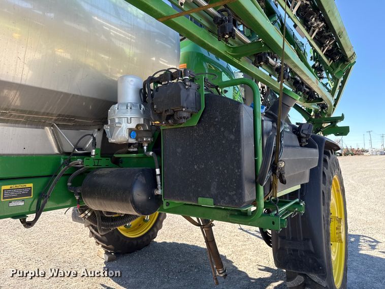 image for item EU5238 2025 John Deere 412R sprayer