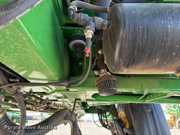 image for item EU5238 2025 John Deere 412R sprayer