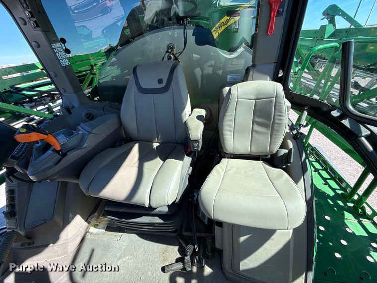 image for item EU5238 2025 John Deere 412R sprayer