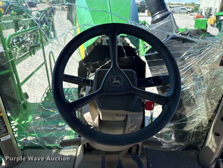 image for item EU5238 2025 John Deere 412R sprayer