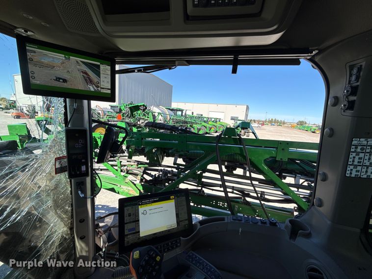 image for item EU5238 2025 John Deere 412R sprayer