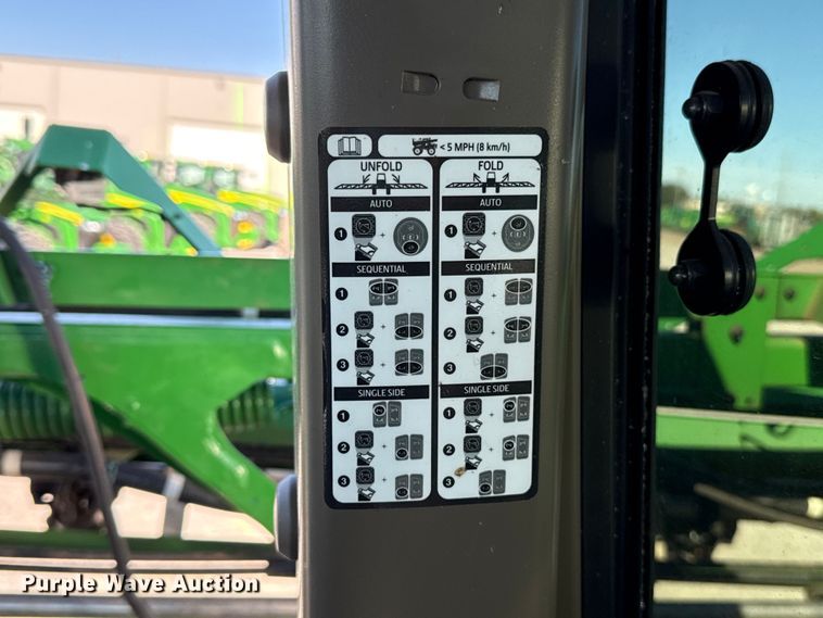 image for item EU5238 2025 John Deere 412R sprayer