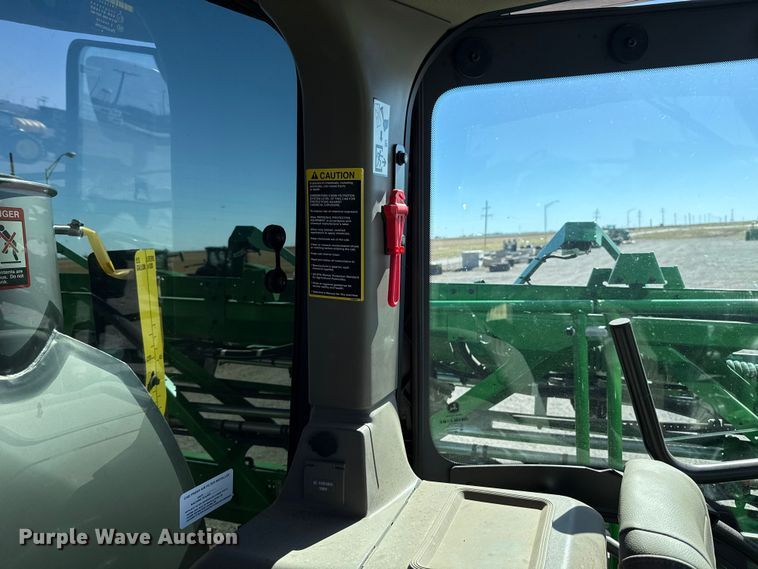 image for item EU5238 2025 John Deere 412R sprayer