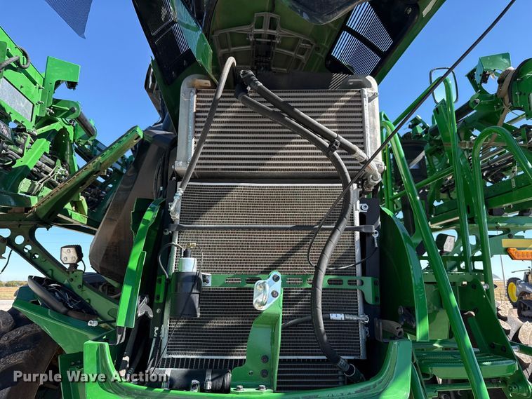 image for item EU5238 2025 John Deere 412R sprayer