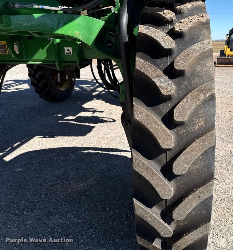 image for item EU5238 2025 John Deere 412R sprayer