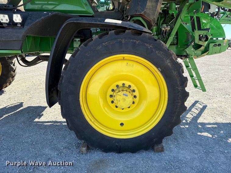image for item EU5238 2025 John Deere 412R sprayer