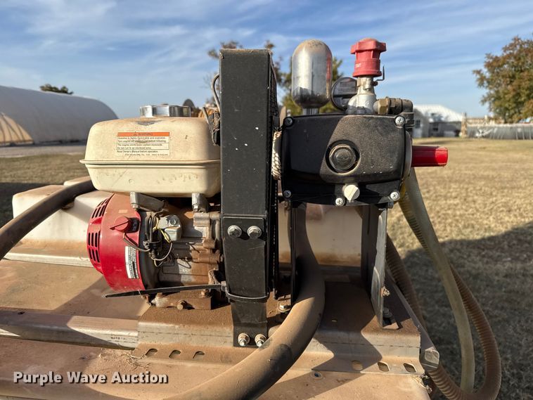 image for item EU5363 GNC turf sprayer