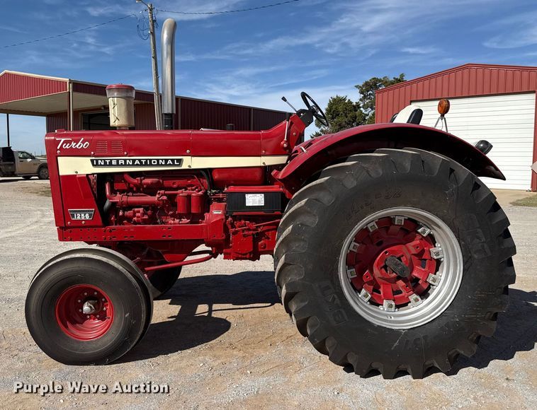 image for item EU5369 1967 International Harvester 1256 tractor