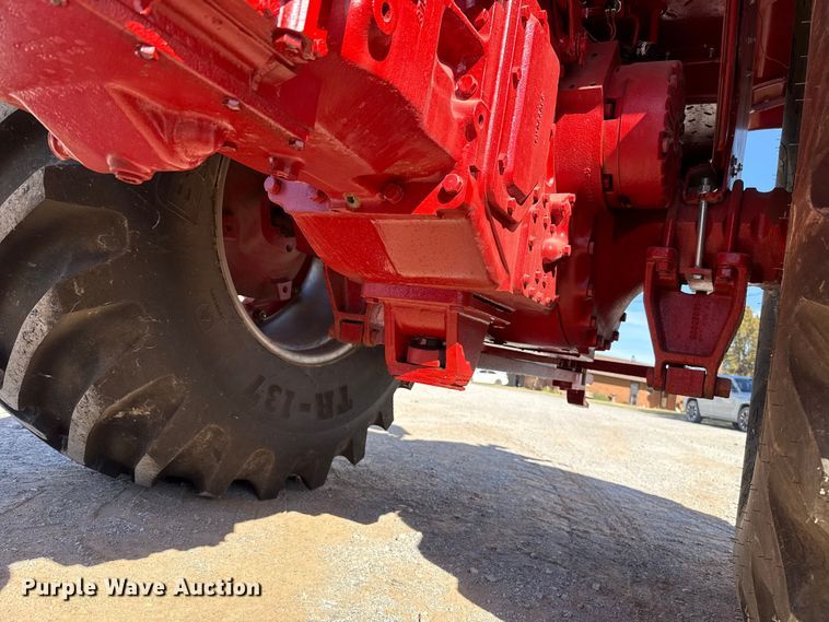 image for item EU5369 1967 International Harvester 1256 tractor