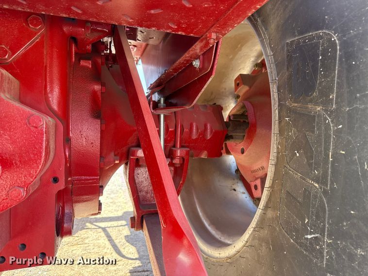 image for item EU5369 1967 International Harvester 1256 tractor