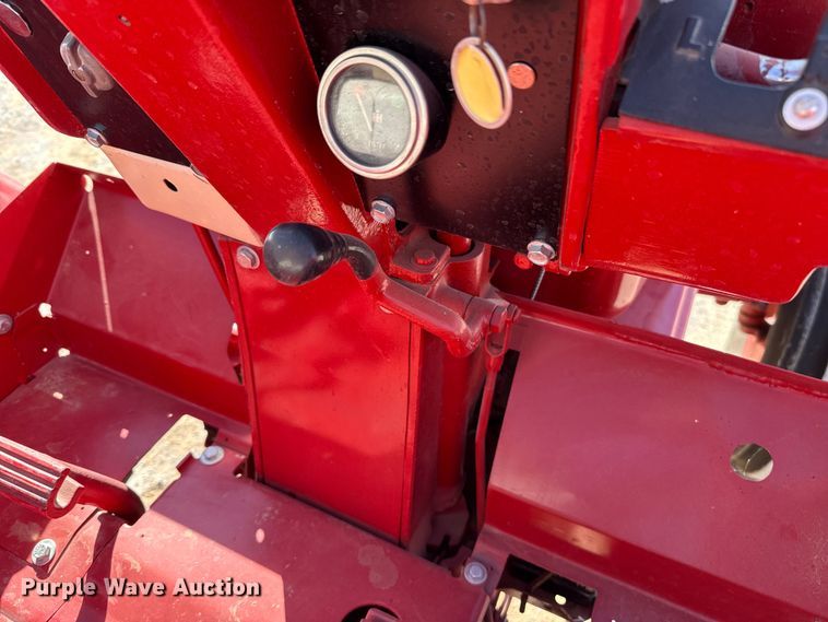 image for item EU5369 1967 International Harvester 1256 tractor