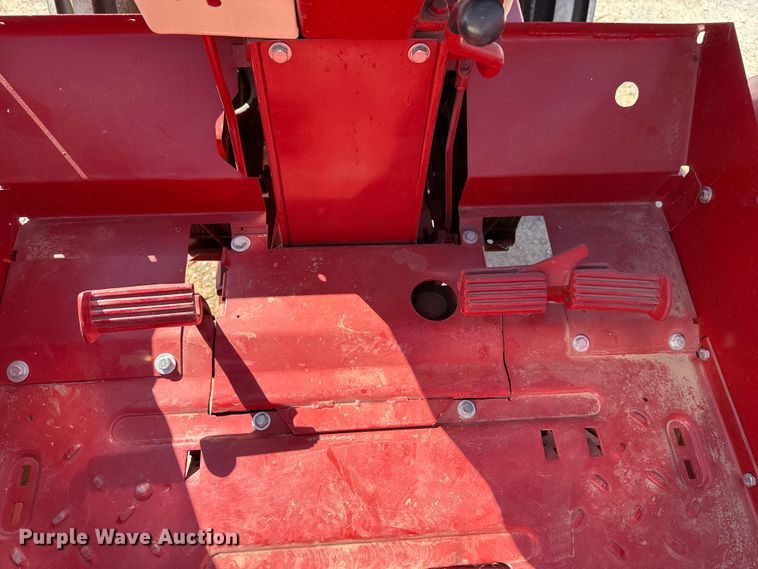 image for item EU5369 1967 International Harvester 1256 tractor